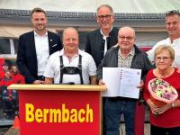 Erich Cromm erhält den Landesehrenbrief Erich Cromm erhält den Landesehrenbrief