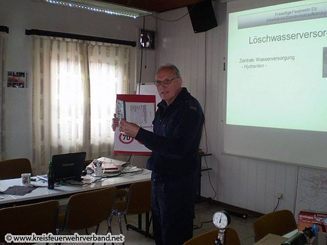 Seminar "Brandschutzerziehung in der Grundschule" am 12.05.2012 in Waldhausen