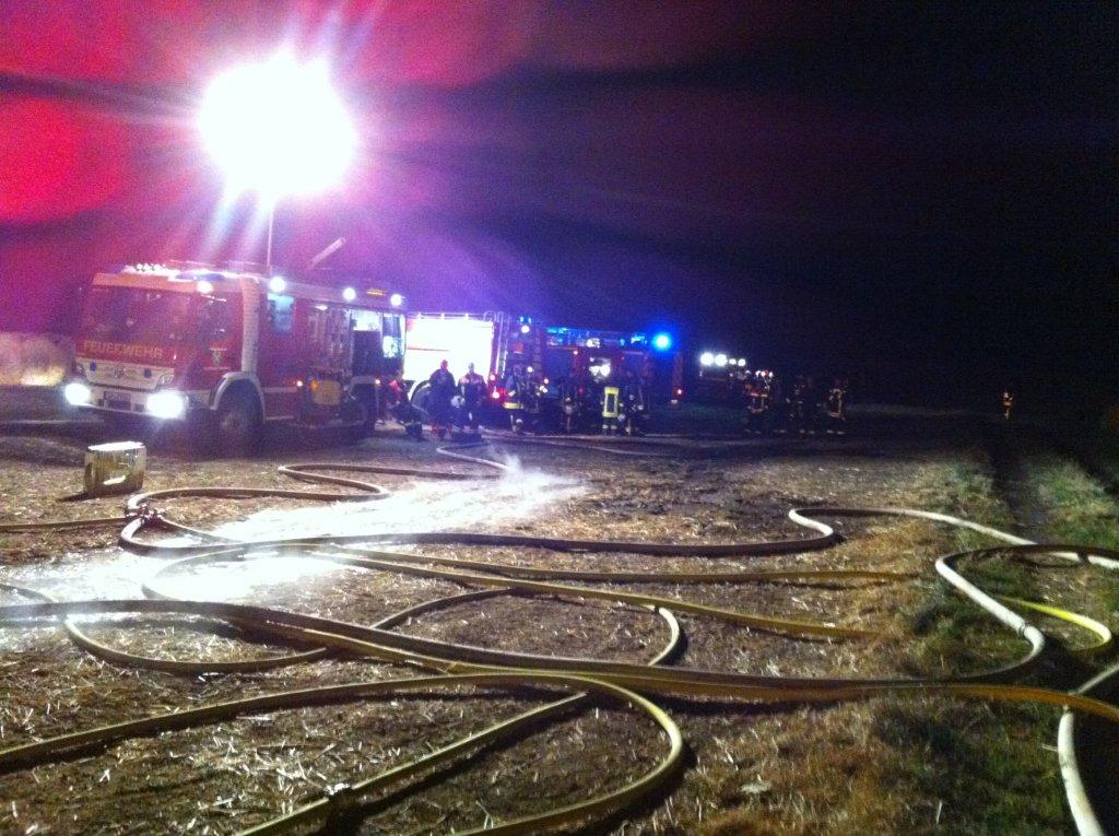 Strohballenbrand Ellar 25.08.2012
