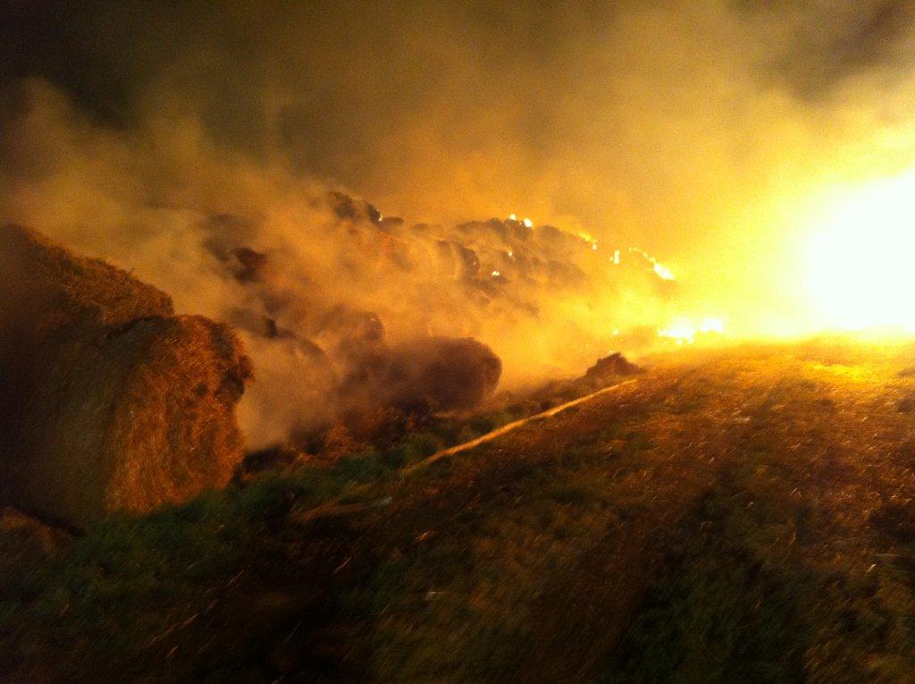 Strohballenbrand Ellar 25.08.2012