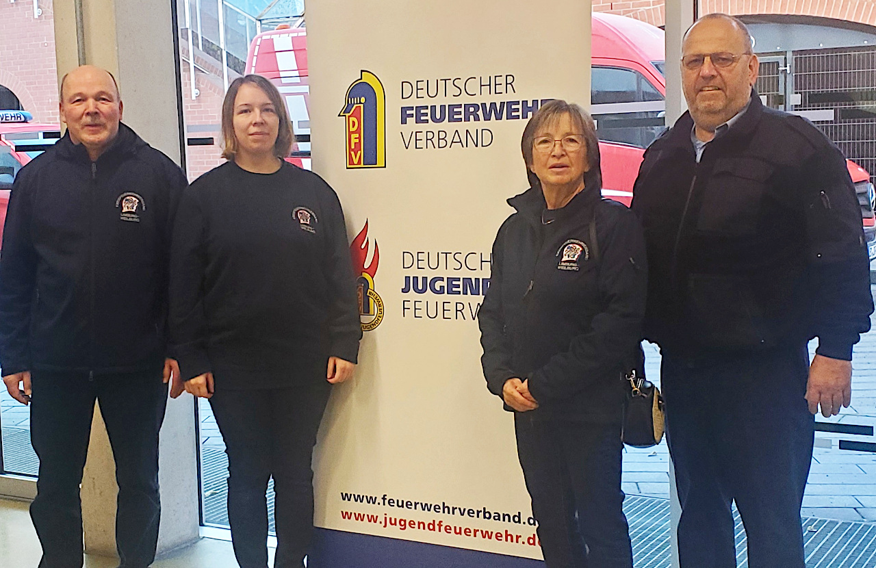 Bild (v.l.n.r): Sigfried Brömel, Fabienne Brömel, Ulrike Jung-Kloft und Holger Thiel nahmen am Fachforum in Kassel teil.